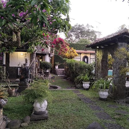 Adams Homestay Pangandaran Esterno foto